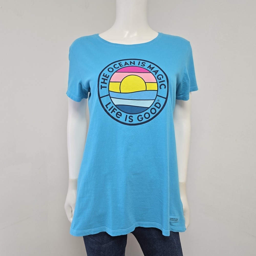 Life Is Good The Ocean Is Magic Crusher Tee T-Shirt Size M Womens Blue Short Slv